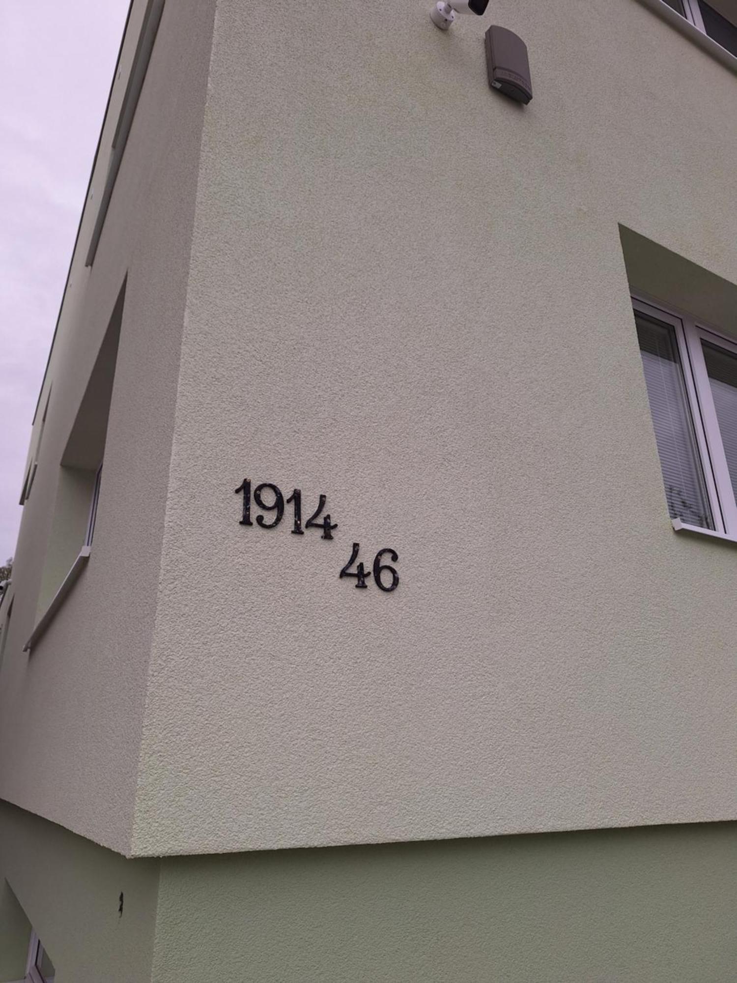Apartmanovy Dom Stummerova Topoľčany Extérieur photo